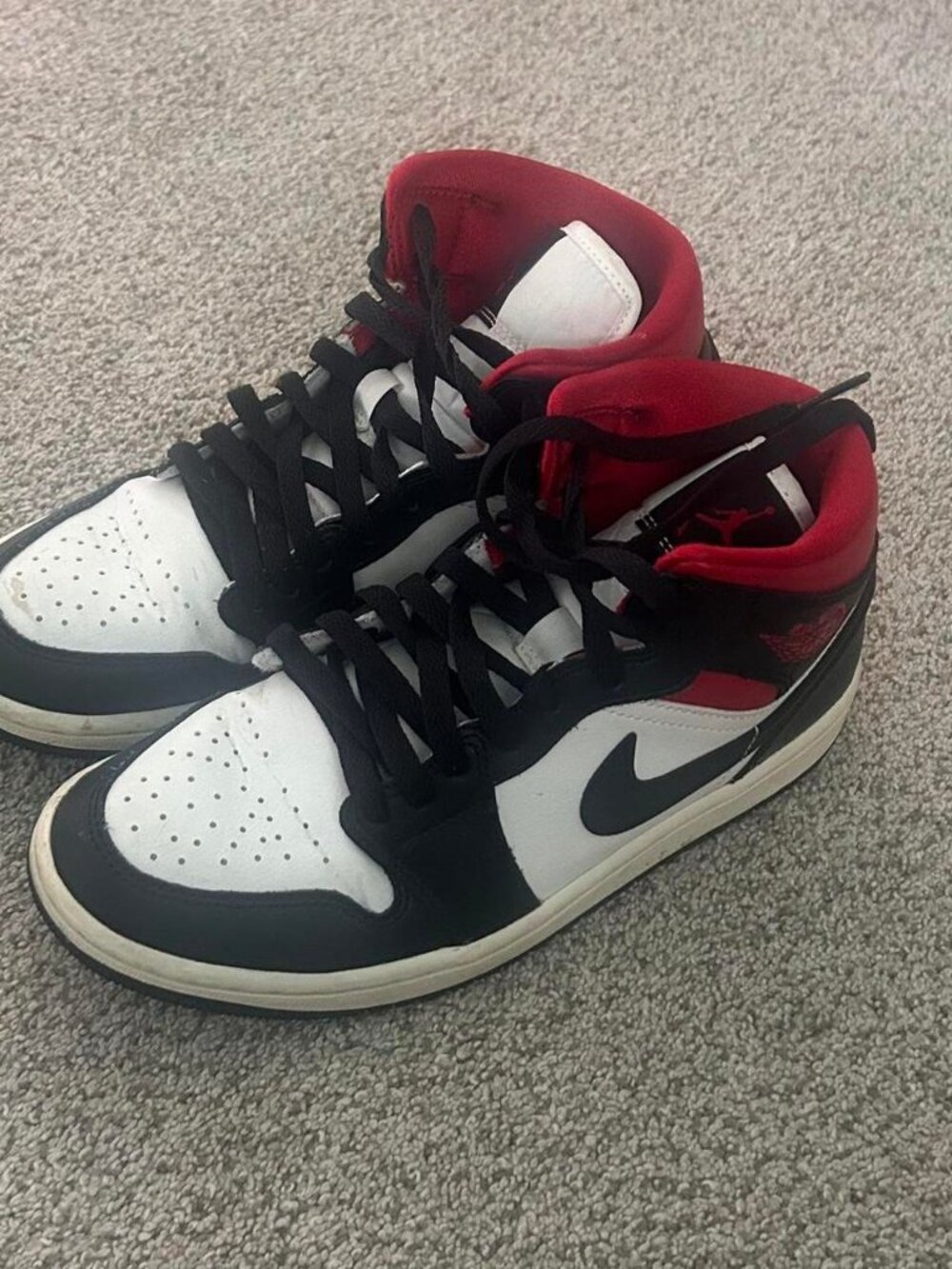 Nike Women's Red and White Trainers